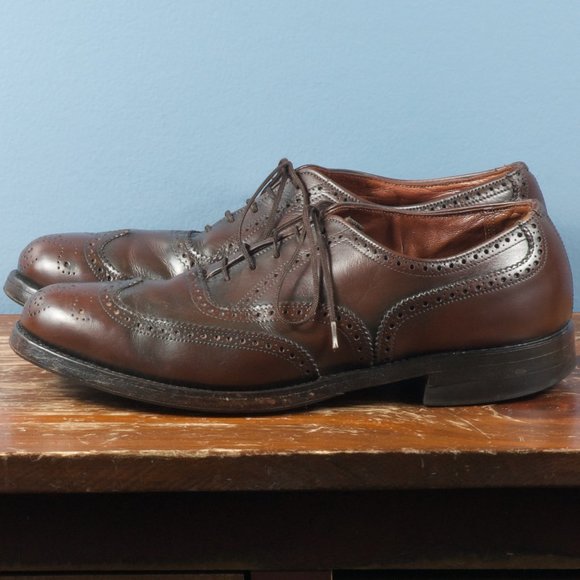 [SOLD] 🇨🇦 VTG Dack's 7E Chocolate Brown Wingtip Oxford - Picture 2 of 9